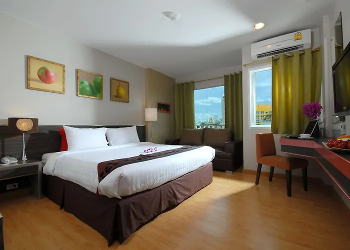 Loft Hotel 3*